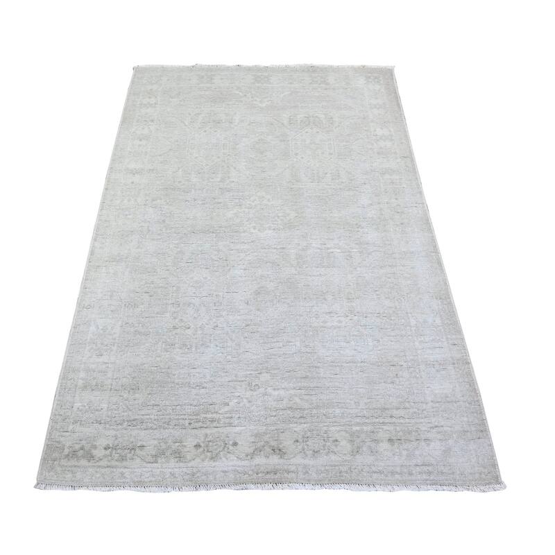 Shahbanu Rugs Gainsboro Gray Night White White Wash Peshawar Faded